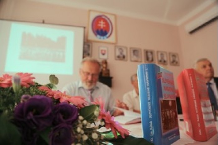 Slováci v Srbsku sa budú učiť z pracovných zošitov RAABE